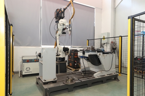 焊接機(jī)器人